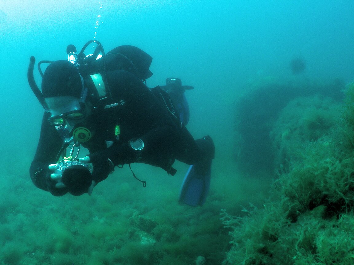12_x_16_PHILLIP_WHITE_1102_The_Pipe_Leven_SCUBA_Club_dived_the_outfall_pipe_of_the_decommissioned_Wesley_Vale_Mill