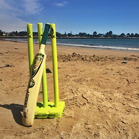 Beach_Cricket